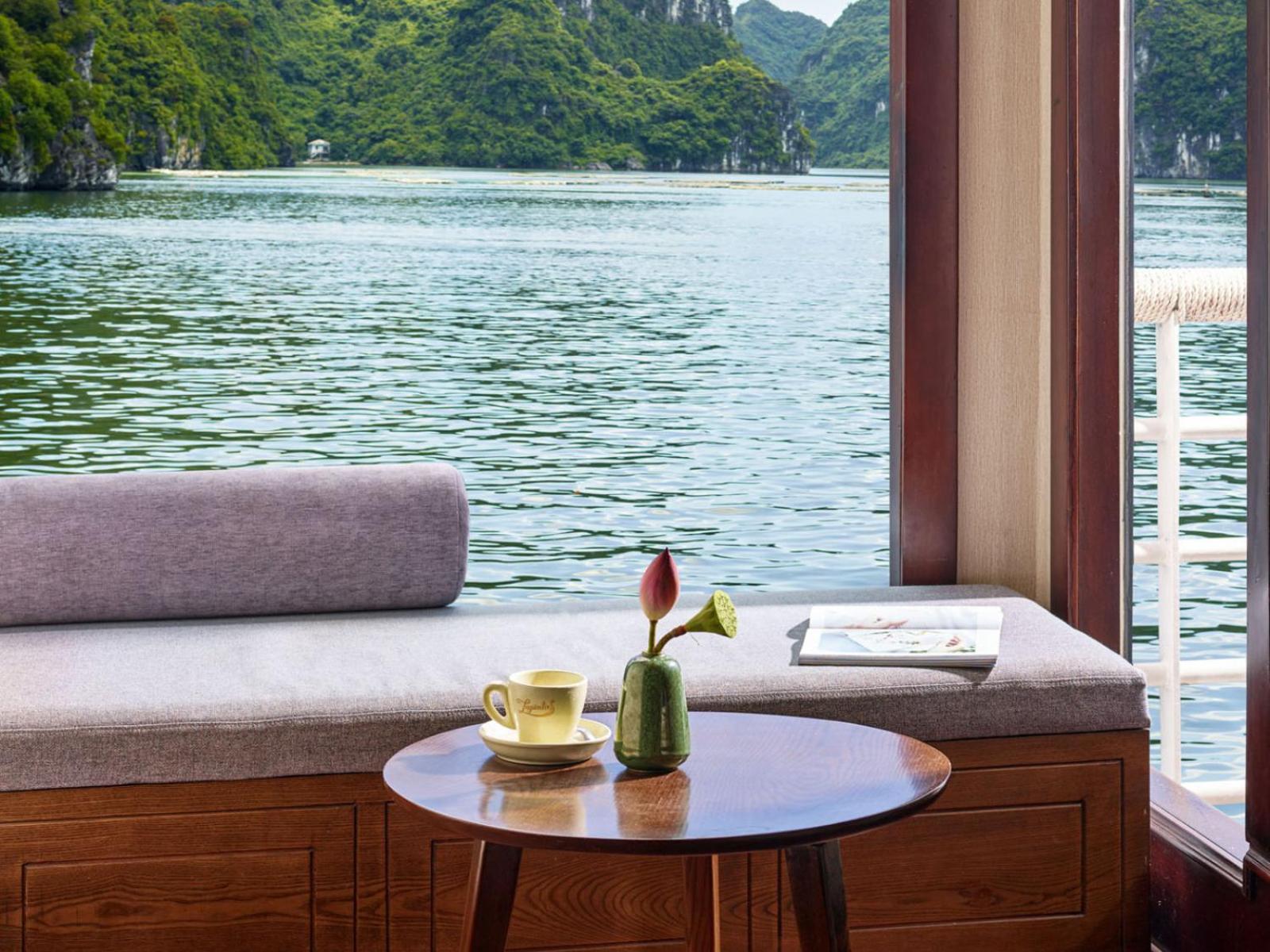 Lotus Boutique Cruise Hotel Ha Long Exterior foto