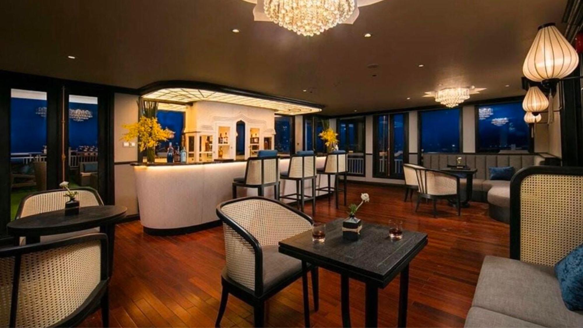 Lotus Boutique Cruise Hotel Ha Long Exterior foto