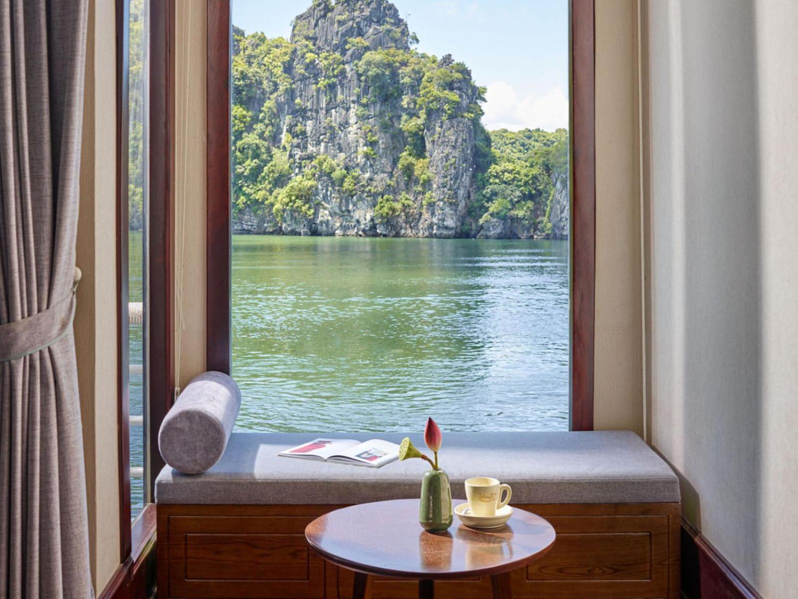 Lotus Boutique Cruise Hotel Ha Long Exterior foto