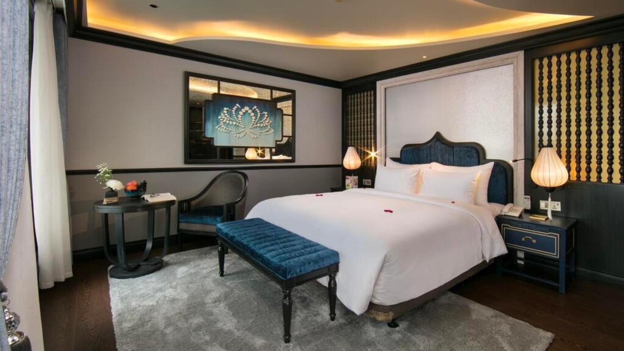 Lotus Boutique Cruise Hotel Ha Long Exterior foto
